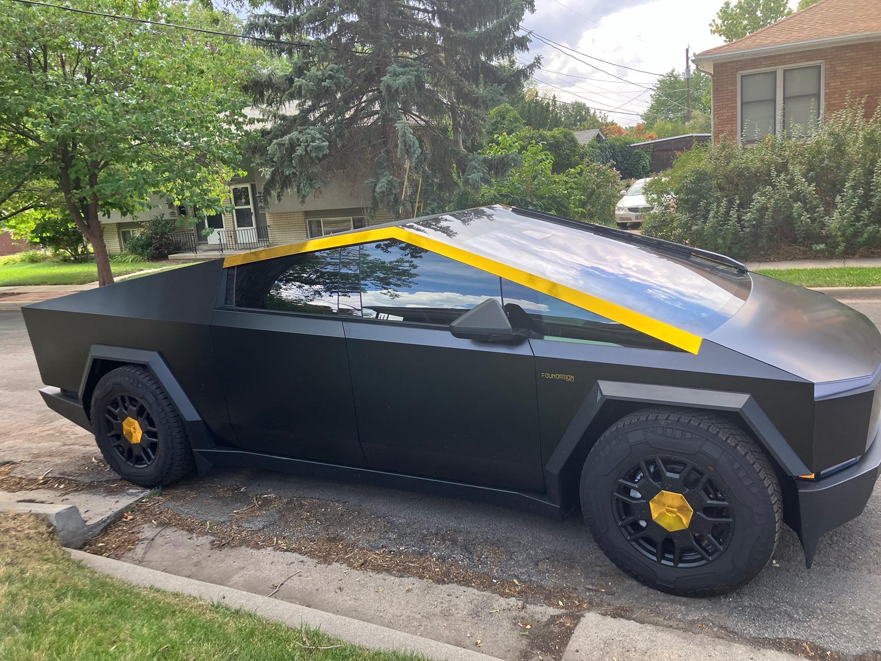 Tesla Cybertruck Daily random Cybertruck photos thread - Post Yours! 📸 🤳 IMG_1047
