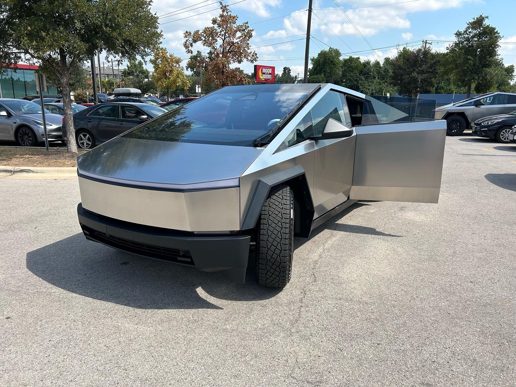 Tesla Cybertruck Cybertruck OWNERS List & Stats [Add Yours]! ✍🏻 Pickup 6