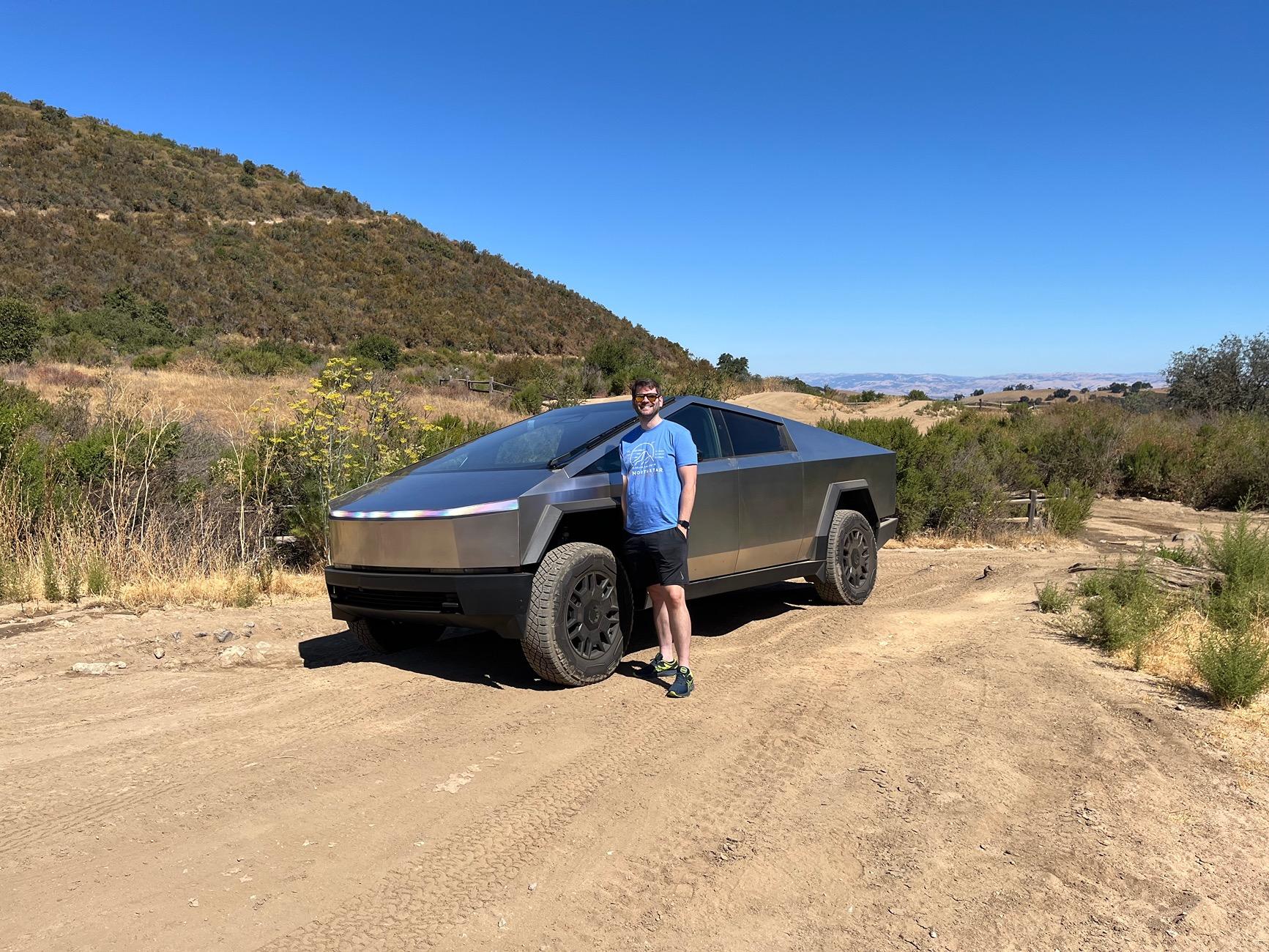 Tesla Cybertruck Deleted IMG_6238