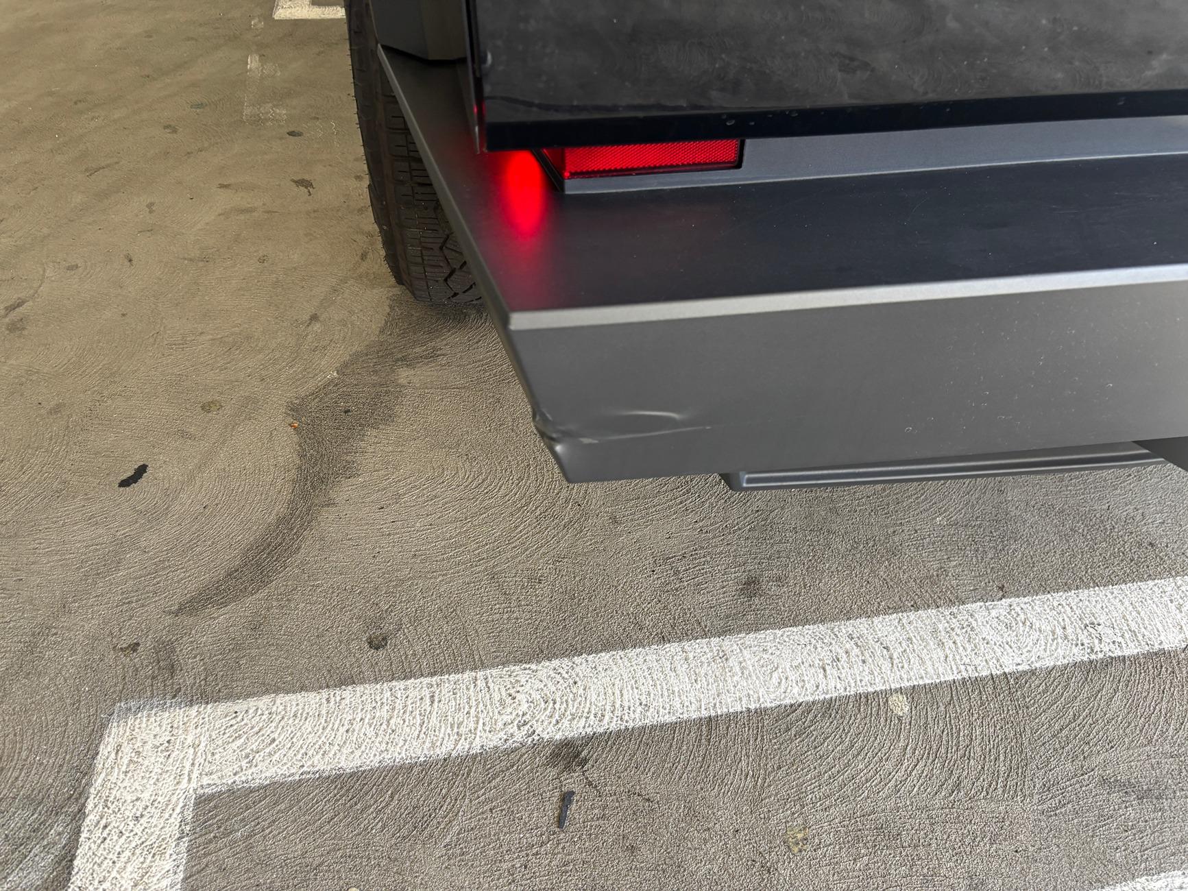 Tesla Cybertruck 🛡️ Get Ready for the Ultimate Cybertruck Upgrade: Introducing Our New Rear Bumper Protector! 🚀 2024-08-19 16.36.28