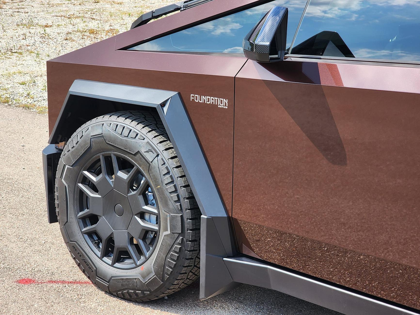 Tesla Cybertruck UPPF Mahogany (PPF Wrap) Cybertruck UPPF Mahogany (PPF Wrap) 1