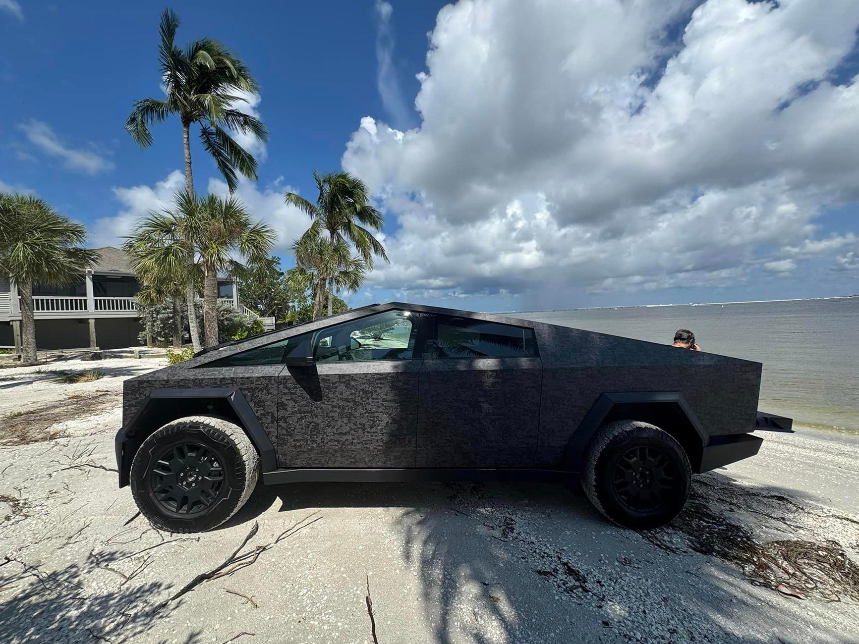 Tesla Cybertruck Camo / Camouflage Vinyl Wrap & PPF Cybertruck -- Photos & Videos Black Digital Camo Cybertruck Wrap 1