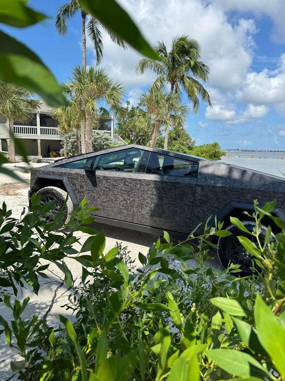 Tesla Cybertruck Camo / Camouflage Vinyl Wrap & PPF Cybertruck -- Photos & Videos Black Digital Camo Cybertruck Wrap 4