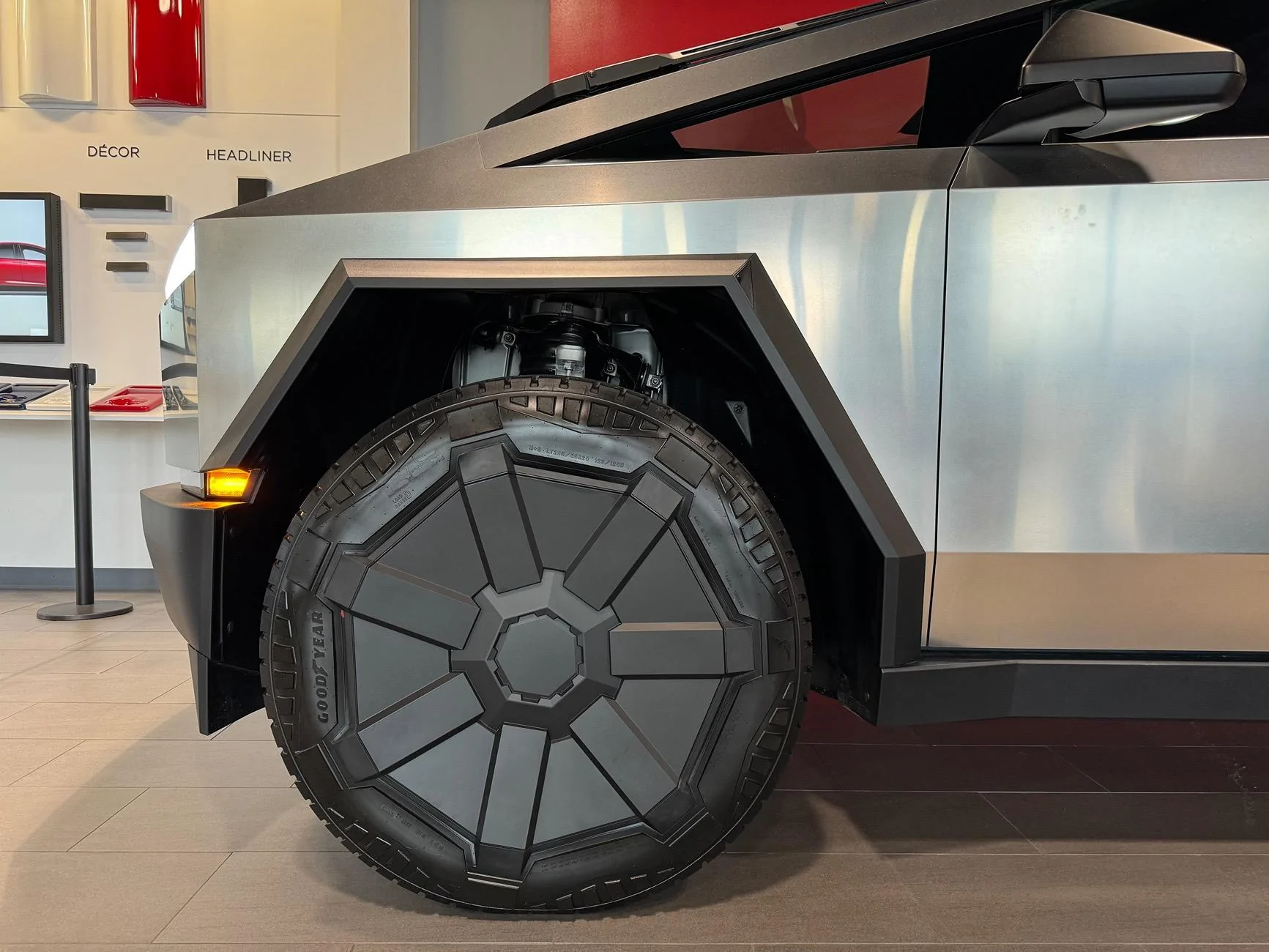 Tesla Cybertruck Cyber Wheel Cover Falls Off While Driving IMG_3430