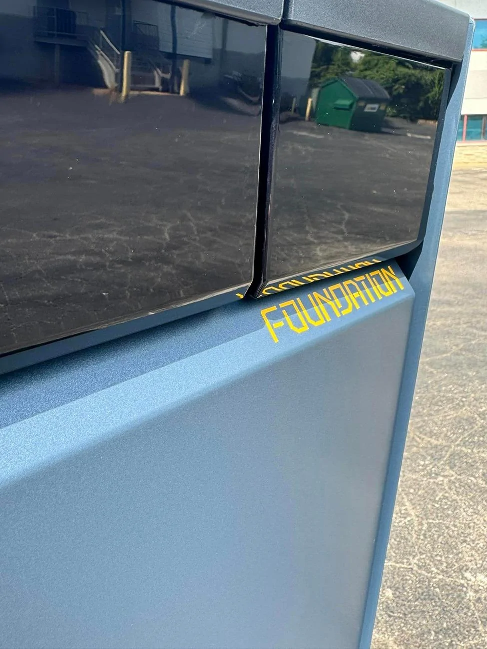 Tesla Cybertruck BLUE / BLURPLE / PURPLE Vinyl Wrap & PPF Cybertruck -- Photos & Videos 457156690_8815459005149847_4703305440173584837_n