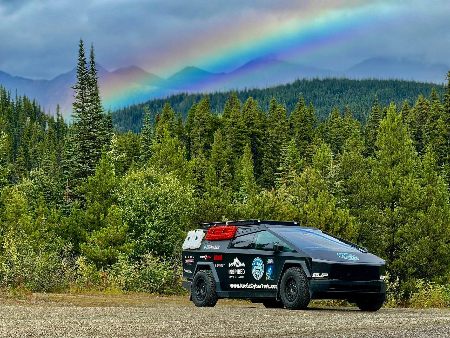 Tesla Cybertruck Daily random Cybertruck photos thread - Post Yours! 📸 🤳 GWHGqv3XAAAOfUh