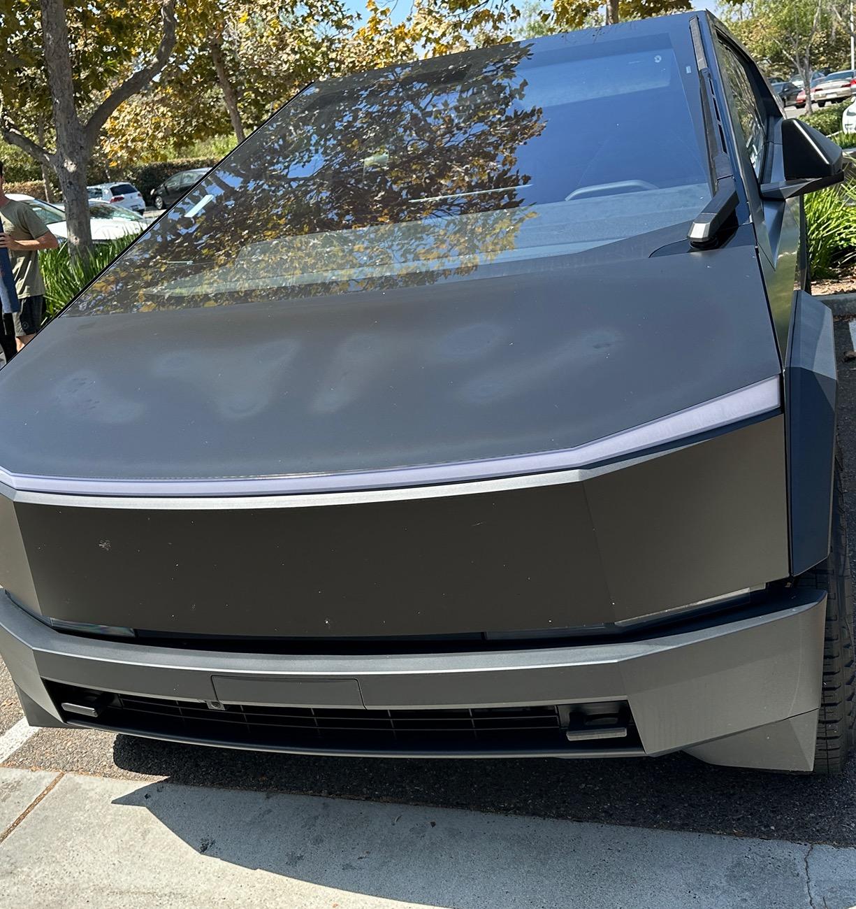 Tesla Cybertruck Anyone else’s wrap melting? IMG_2206