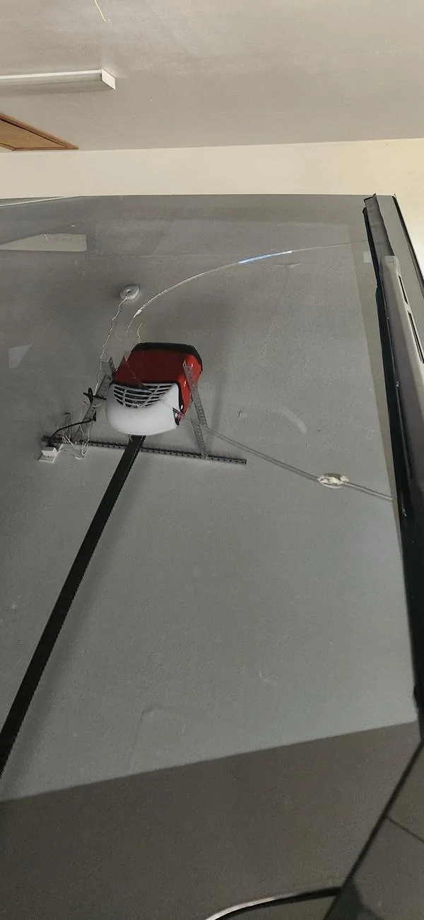 Tesla Cybertruck Windshield Replacement -- Been 2 months and service center says they can't order them Crack