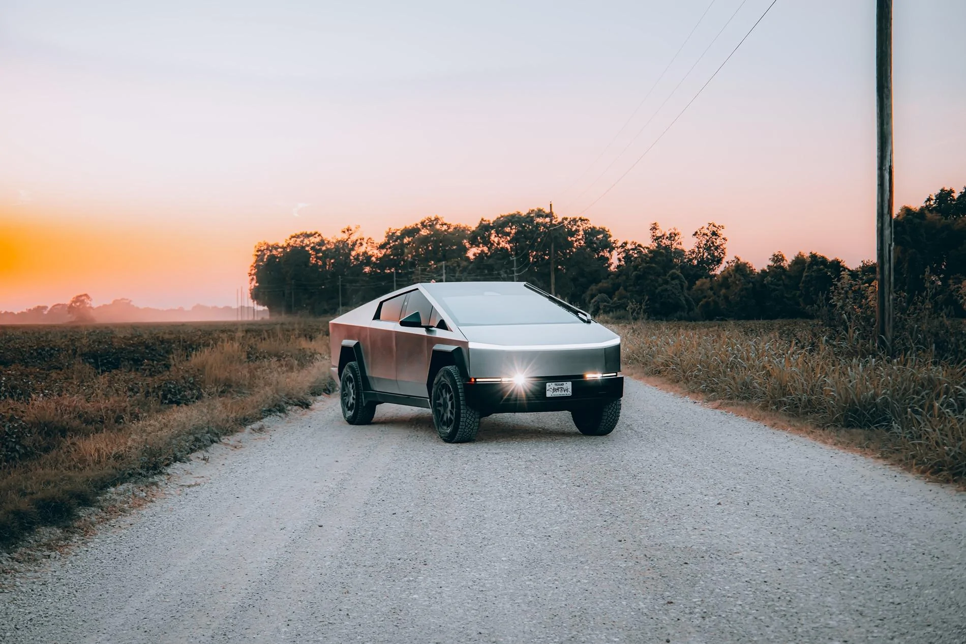 Tesla Cybertruck Unforgettable Cybertruck Moments: Captured by a Pro Photographer! 20240825_015328550_iOS1