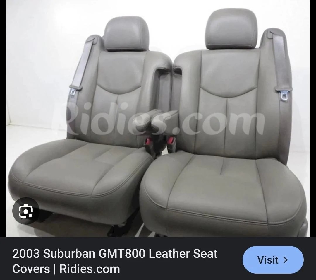 Tesla Cybertruck Is it normal that CT turns off when leaning on center console? 1000005267