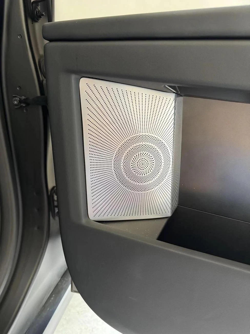 Tesla Cybertruck BestEvMod - Introducing Our Speaker Trim Cover with New Product Discounts! 9a84ff48c8f68a8dc8ace7c77407eb2
