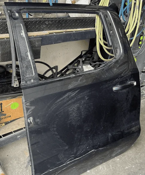 Tesla Cybertruck Thief Breaks In by Peeling Window Open on Cybertruck 1725137928663-ld