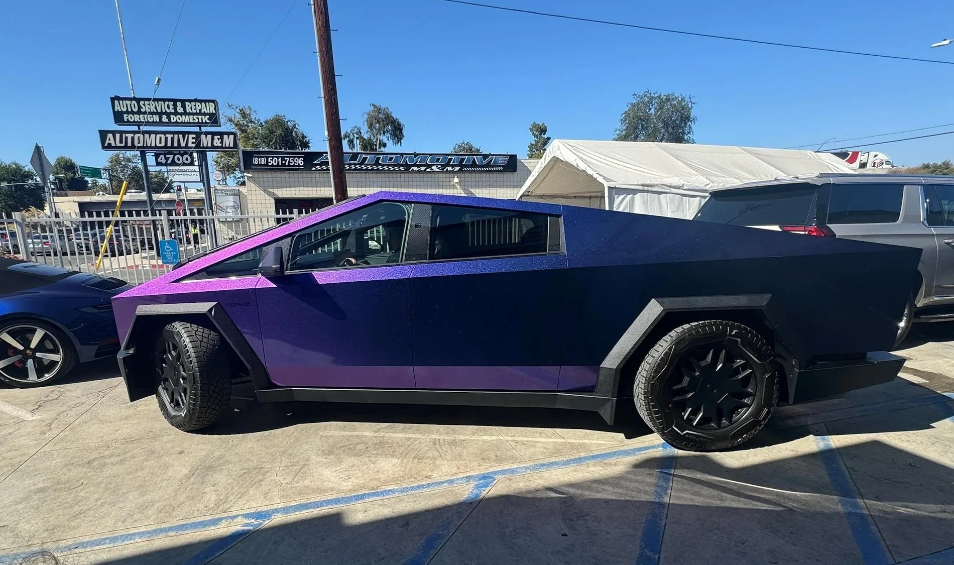 Tesla Cybertruck Purple Rain Color Flip PPF Wrap purple-rain-color-flip-ppf-v0-swfe0yhbcemd1