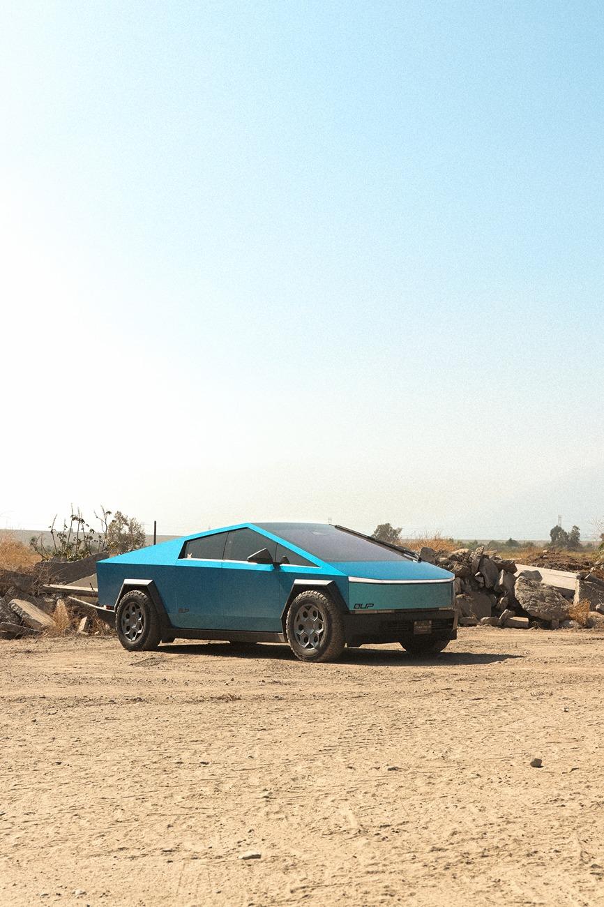 Tesla Cybertruck I Took The "Blue" PPF Wrapped - Cybertruck "Off-Road" 🙃 IMG_3909