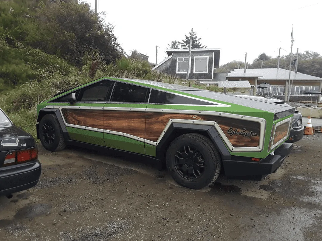 Tesla Cybertruck Cyber Country Squire Station Wagon spotted 1725300487590-w5