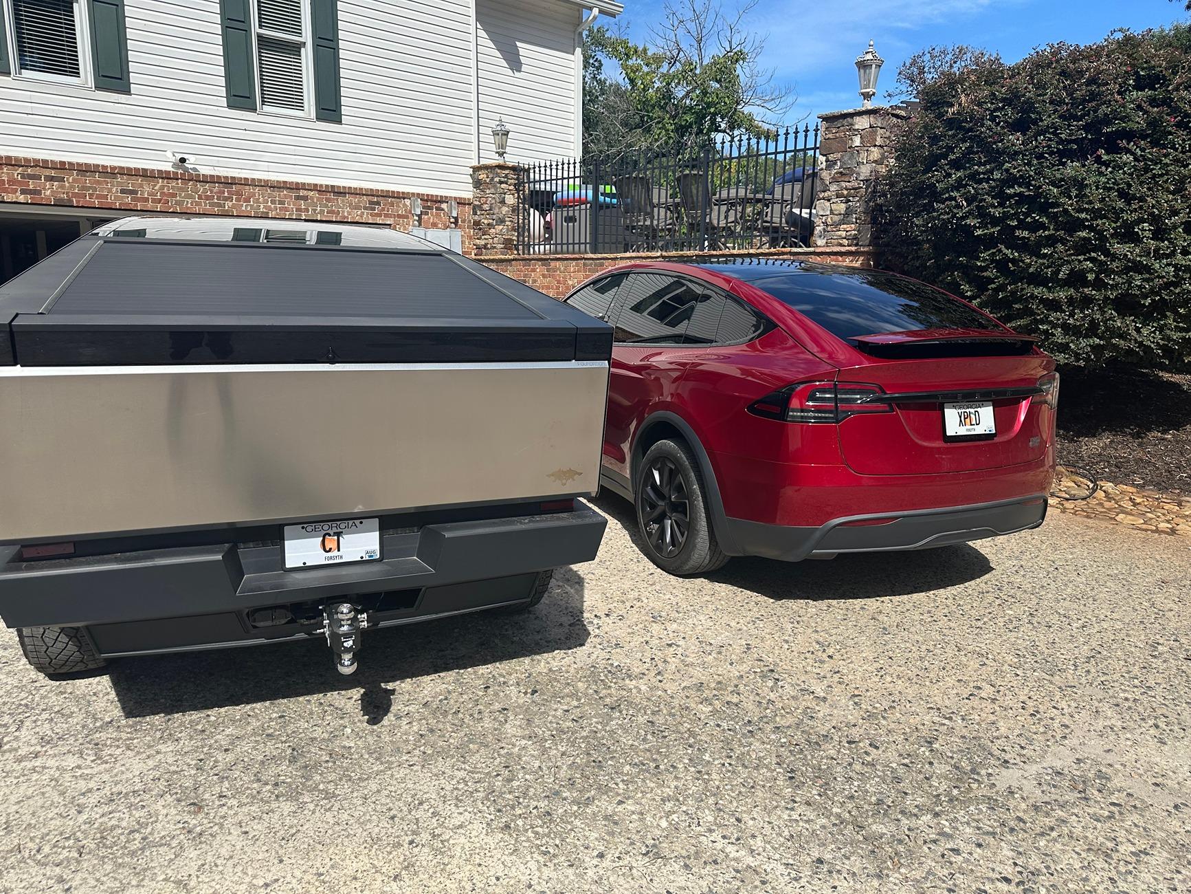 Tesla Cybertruck CT Review and Vanity License Plates IMG_4376