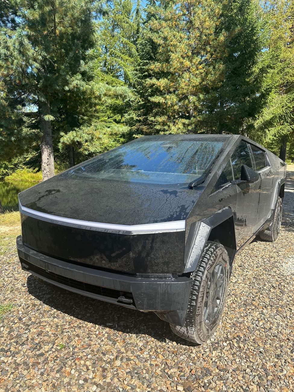 Tesla Cybertruck FS - AWD CT - Batmobile CT Front 1
