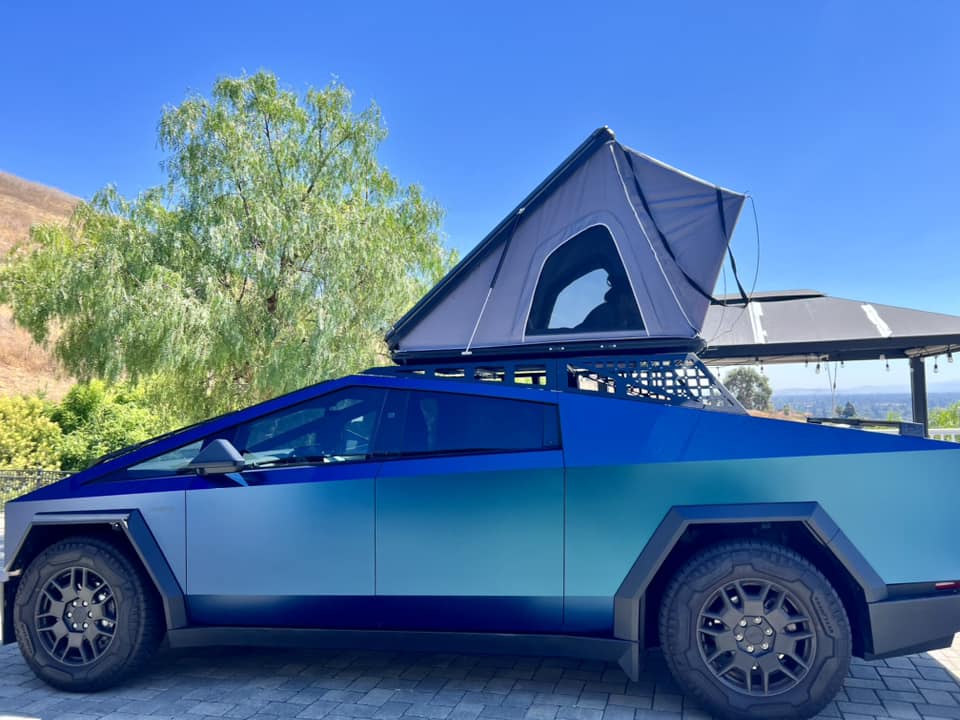 Tesla Cybertruck Introducing the Cyberlanding Kit with Easy Truck Bed Access: Mars Expedition Rack System 458315542_10226479328831385_7177728661554420490_n