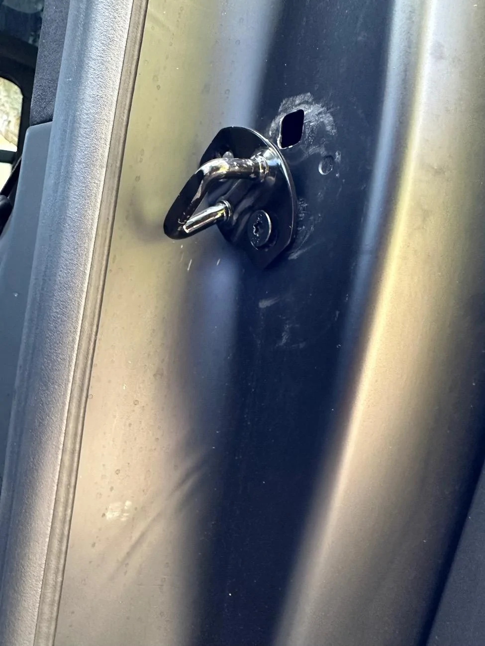 Tesla Cybertruck Cybertruck Door Failure IMG_7077