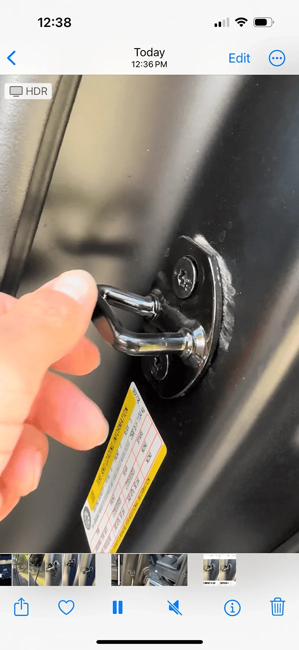 Tesla Cybertruck Cybertruck Door Failure IMG_7082