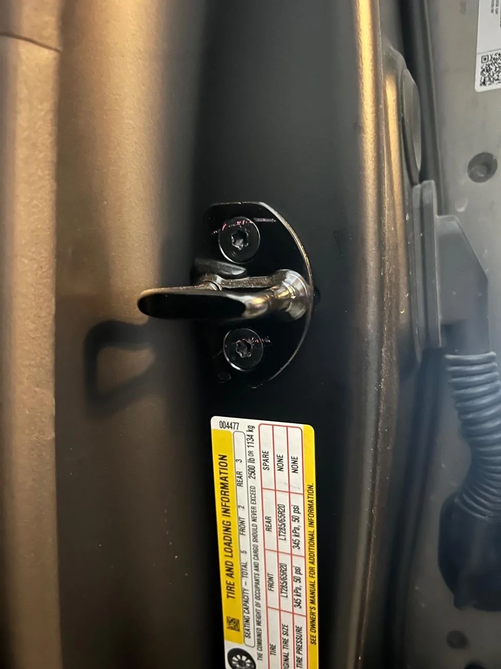 Tesla Cybertruck Cybertruck Door Failure IMG_9159