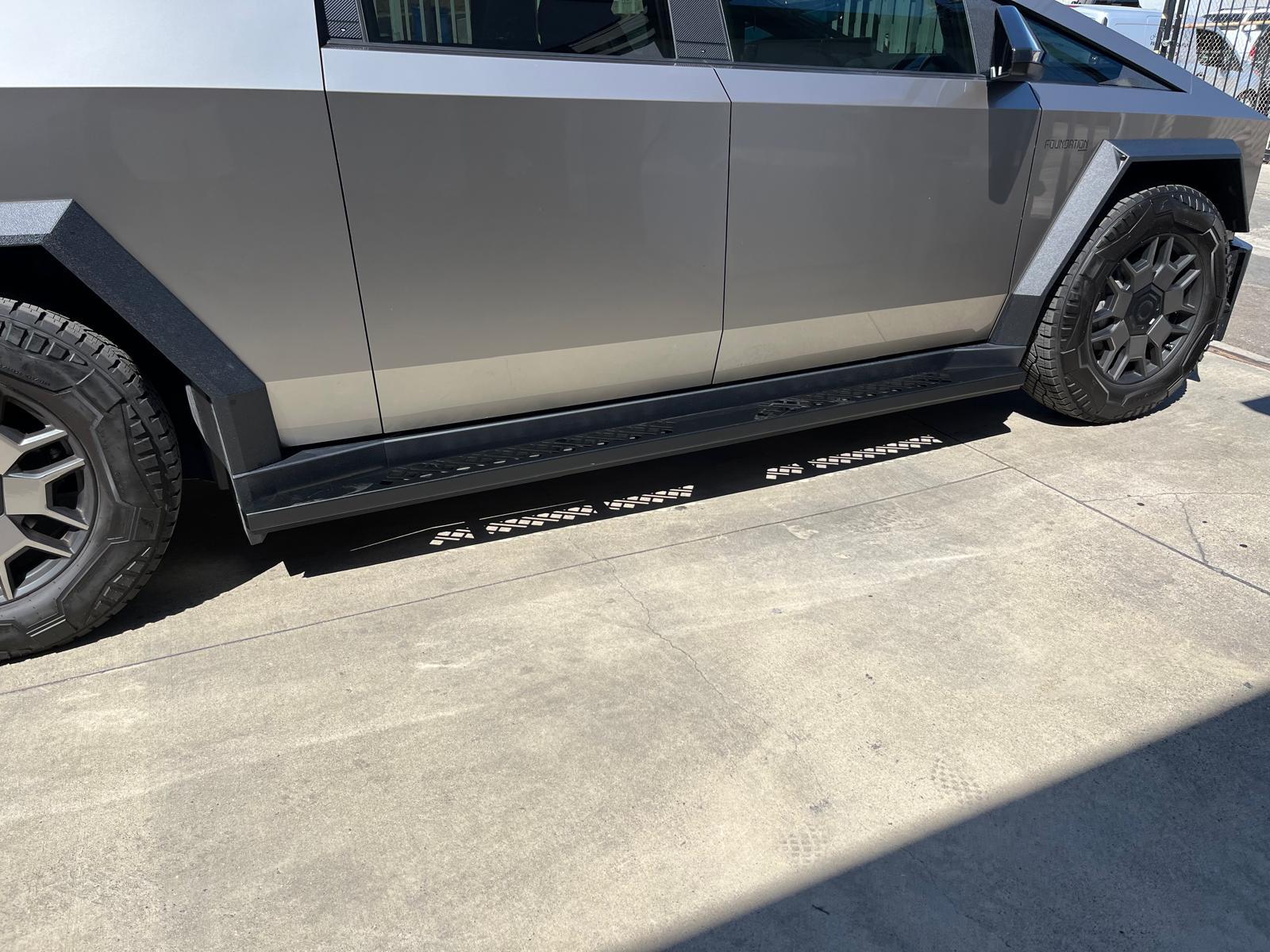 Tesla Cybertruck 🚀 New Release: Cybertruck Running Boards From Stickercity for a Majestic Stance 🦁 – Get Yours Now! 🌟 Cybertruck tesla running boards step stands stickercity los angeles black new release (4)