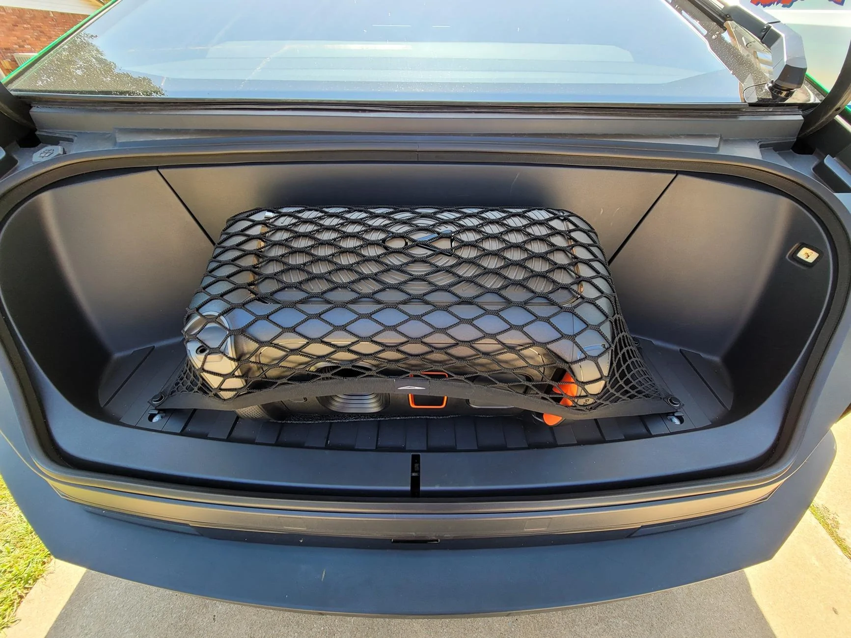 Tesla Cybertruck Party speaker in frunk -- which ones fit and can be secured with factory cargo net? 20240907_132747