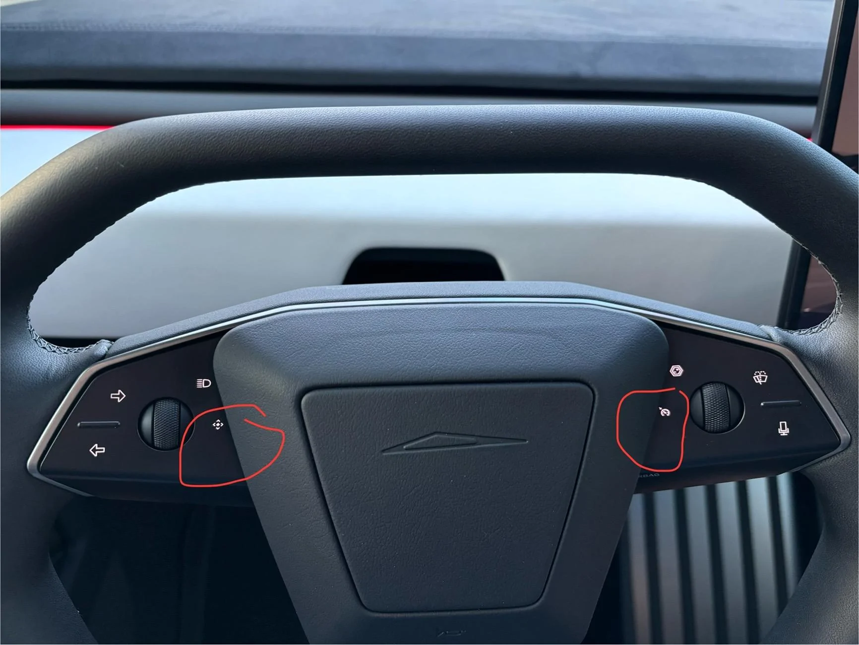 Tesla Cybertruck Two steering wheel buttons not working IMG_1482