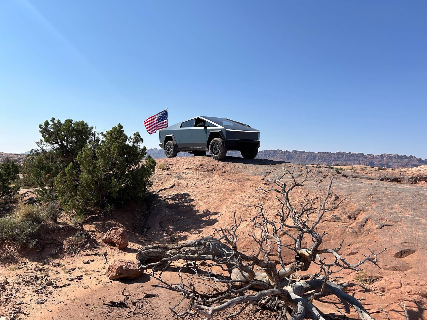 Tesla Cybertruck Cybertruck takes on Fins & Things and Hell's Revenge @ Moab IMG_0009