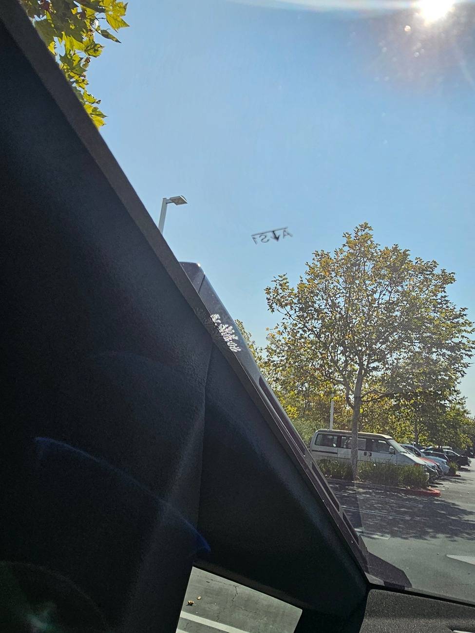 CT Windshield Delam 001.jpg