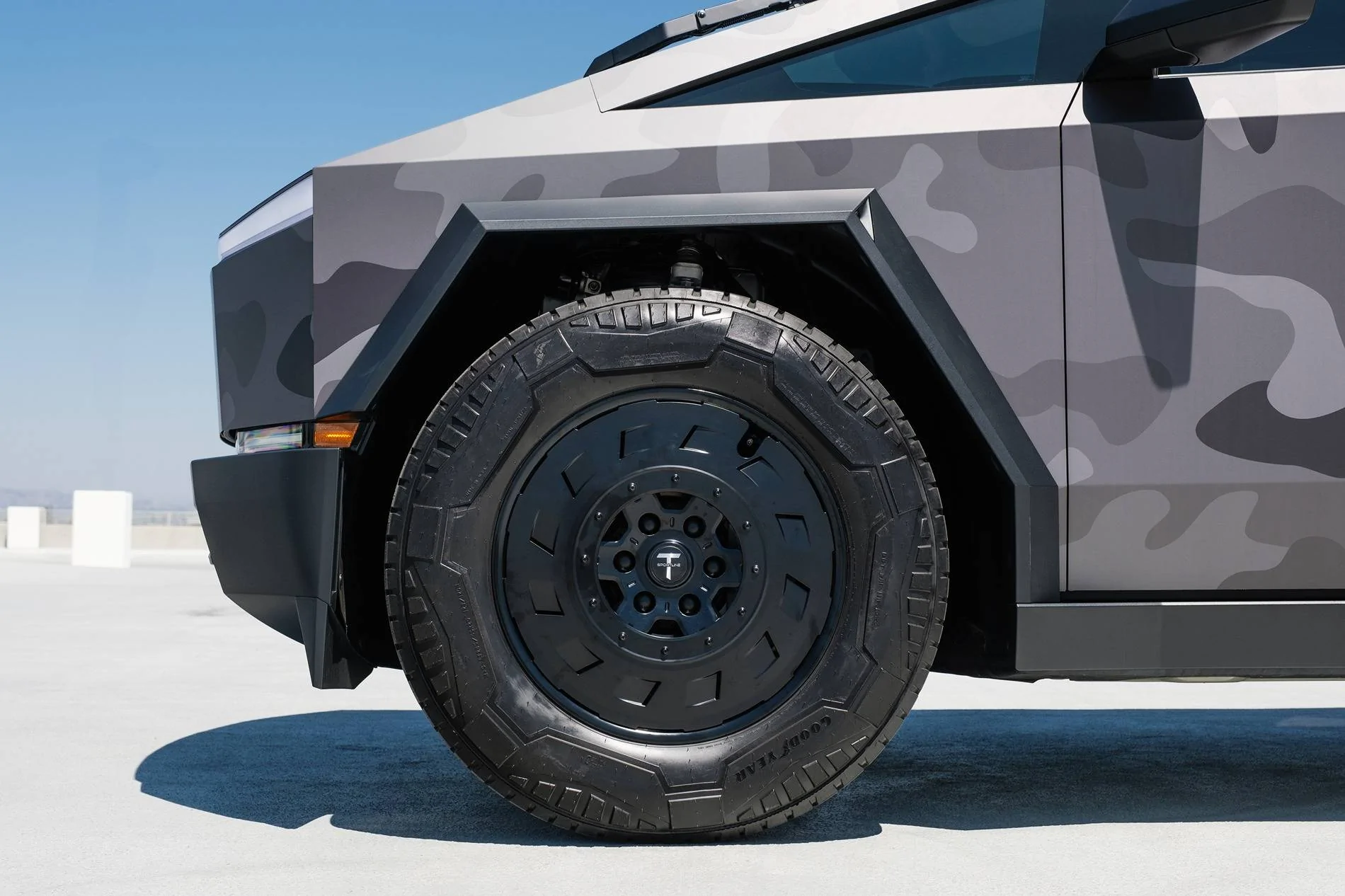 Tesla Cybertruck Camo / Camouflage Vinyl Wrap & PPF Cybertruck -- Photos & Videos camouflage-vinyl-wrap-cybertruck-tct-20-inch-forged-aftermarket-wheels-04
