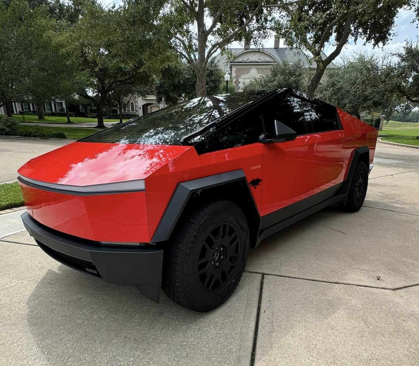 Tesla Cybertruck UPPF Passion Red + Gloss Black Roof & Pillar Delete + Tinted Cyberbeast UPPF Passion Red + Gloss Black Roof & Pillar Delete + Tinted Cyberbeast Cybertruck 1