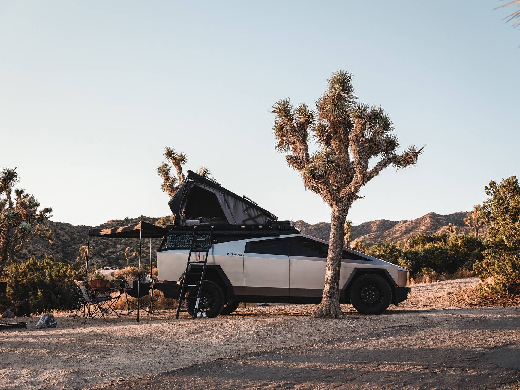 Tesla Cybertruck Joshua Tree Adventure with the Cybertruck – Overlanding Setup, CyberTent Mode, and LED-Lit Awning (Urander) DSCF6404-3