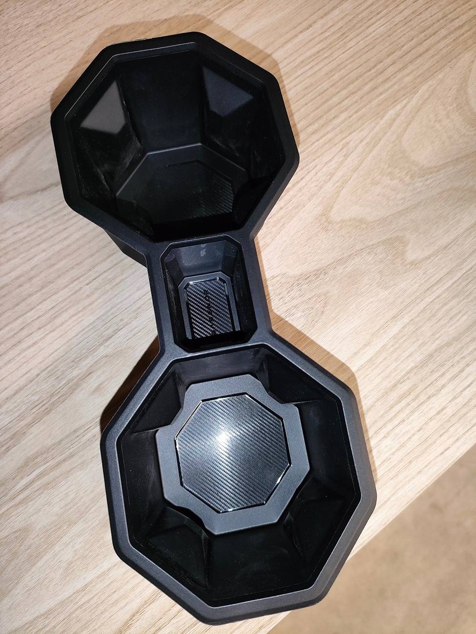 Tesla Cybertruck Cybertruck Center Console Cup Holder is the next star about to shine in our lineup! 1725962738419-he