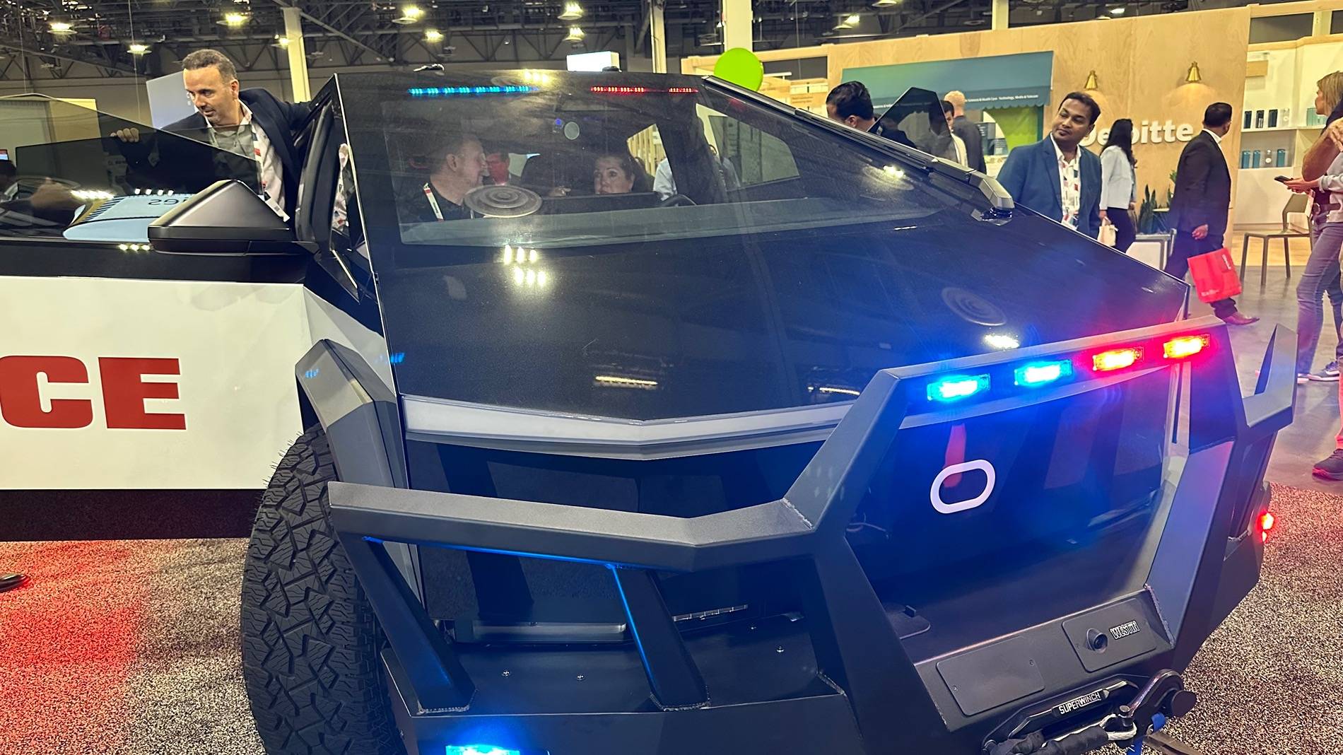 Tesla Cybertruck Oracle Cybertruck Police Truck w/ Winch Front Bumper IMG_7297