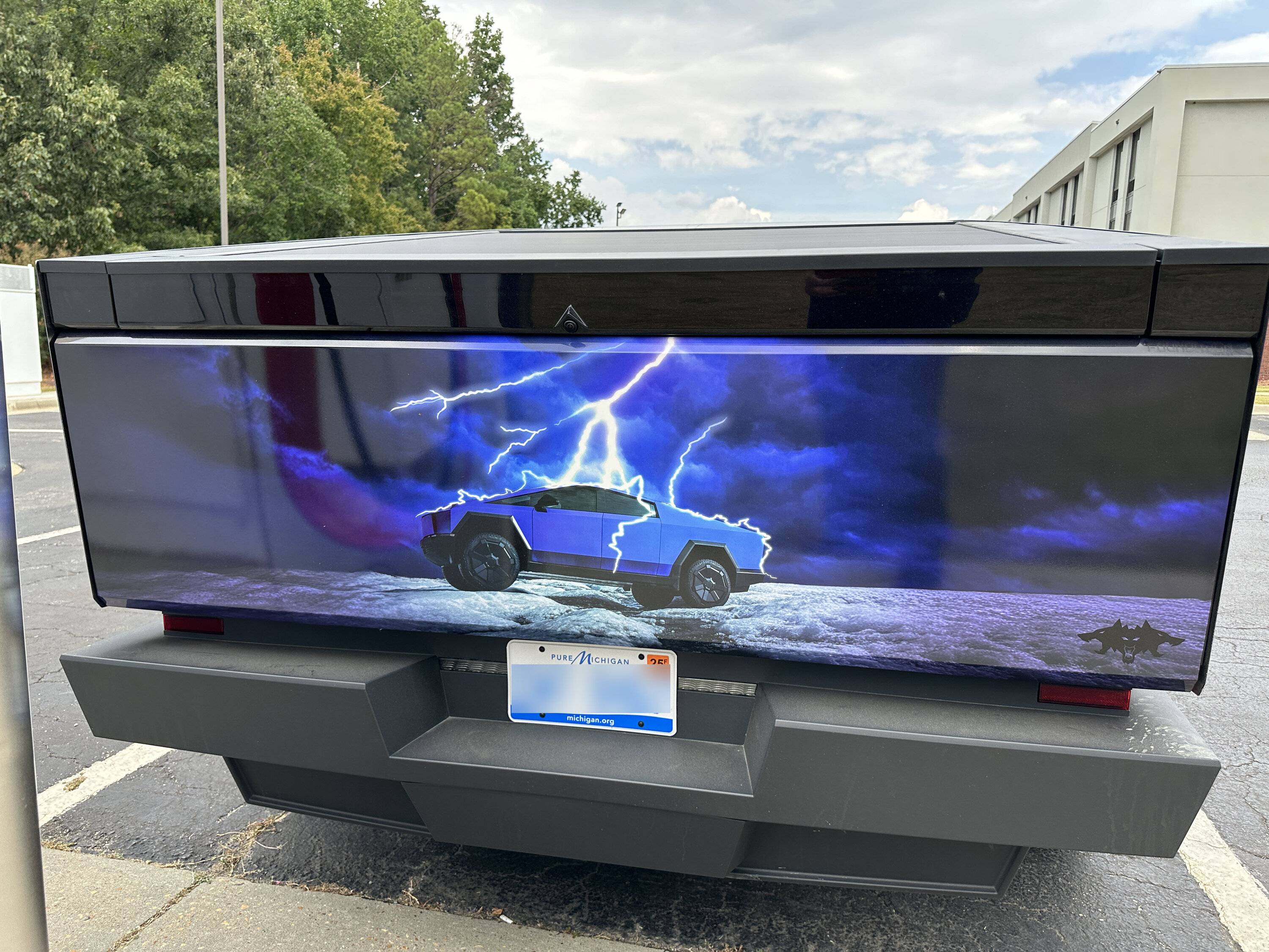 Tesla Cybertruck Cybertruck Tailgate Mural CTCB Tailgate Pic.JPEG