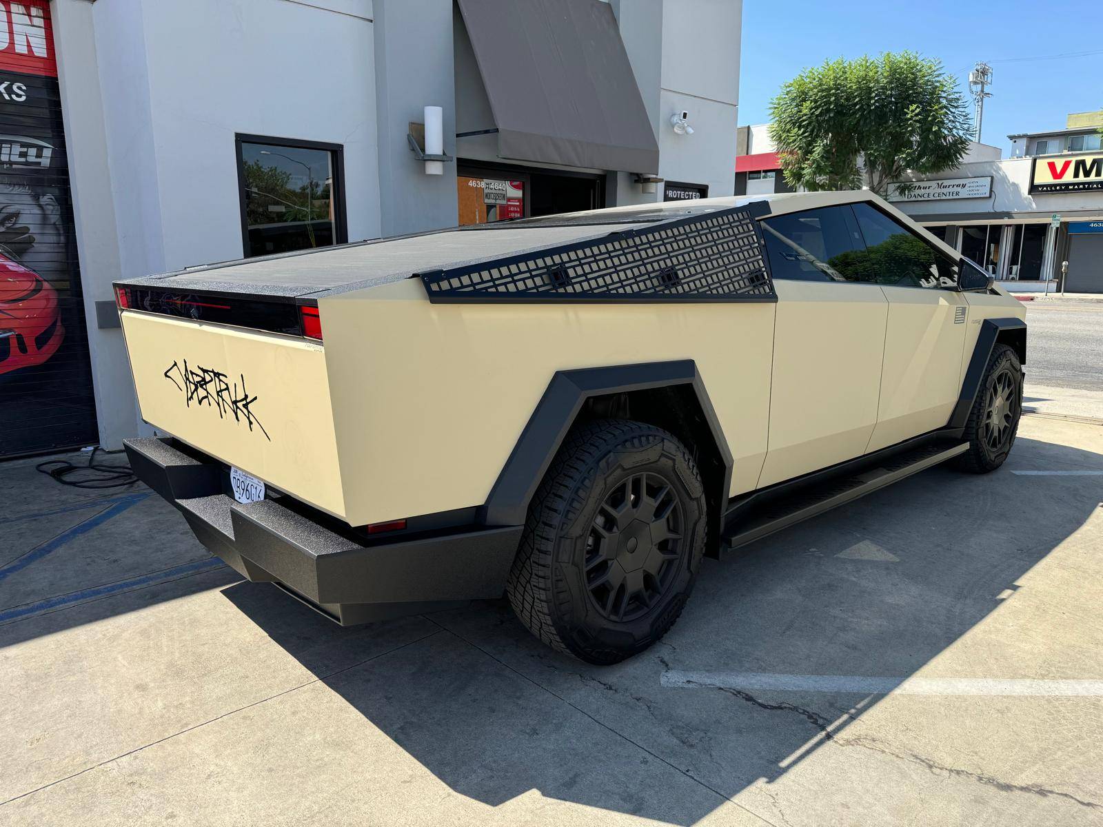 Tesla Cybertruck 🚀 Transform Your Cybertruck into a Desert Storm Warrior: Complete Military Makeover with STEProtect and More! TESLA Cybertruck steprotect protection stickercity sliplo fender flares los angeles molle runn