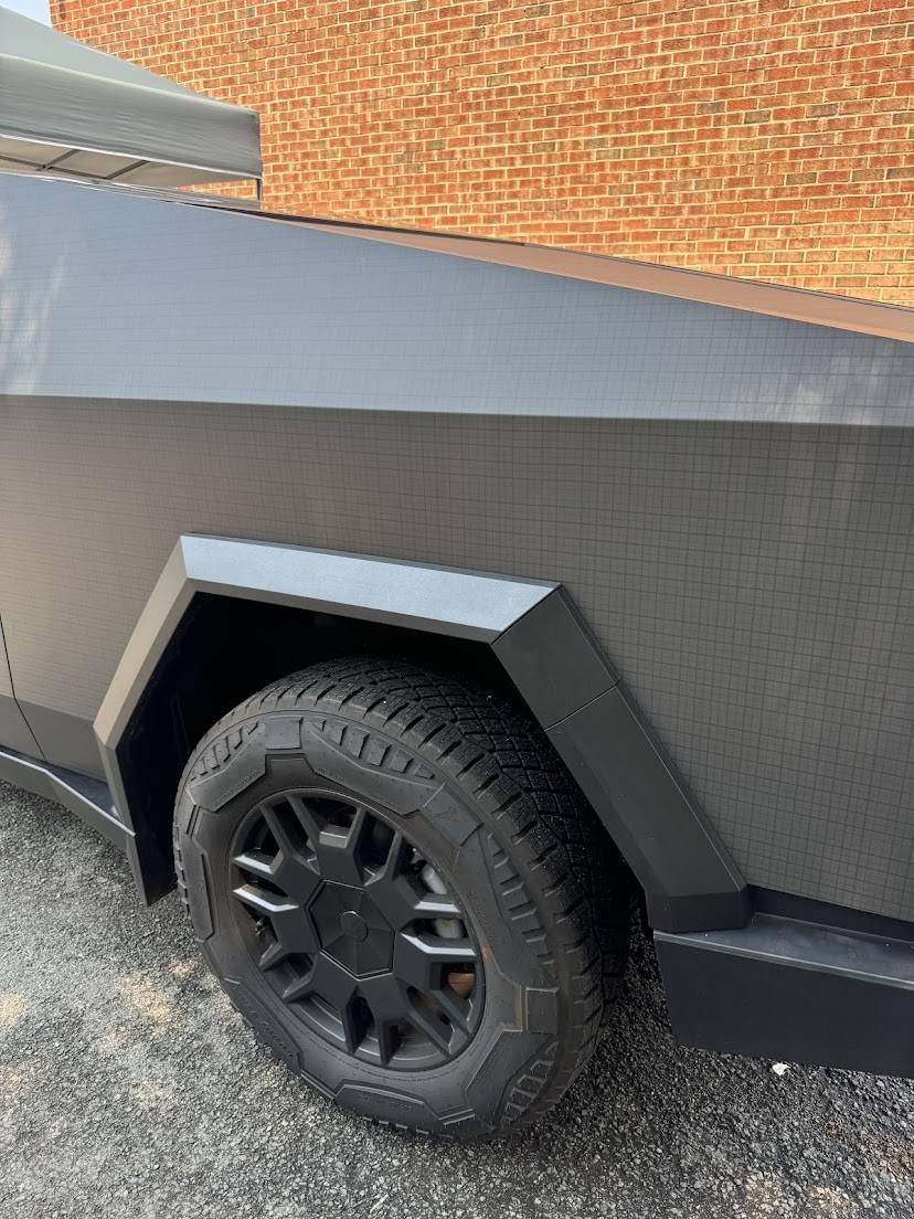 Tesla Cybertruck "We just started delivering the first 1,000 [offroad] light bars and wheel covers": Tesla Rep cyber truck plaid dark