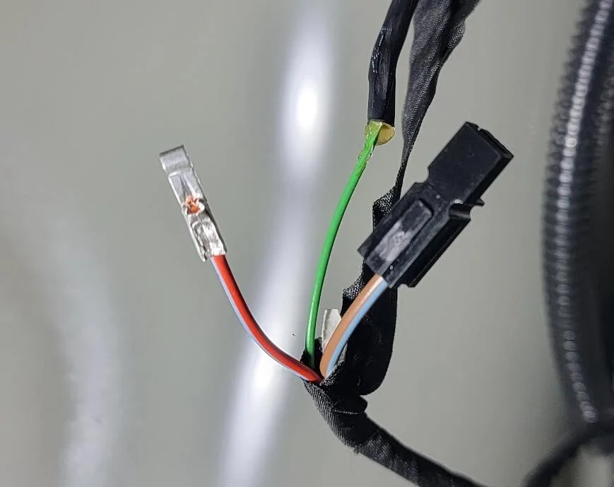 Tesla Cybertruck Cybertruck 48V standard receptable 1726257531349-6u