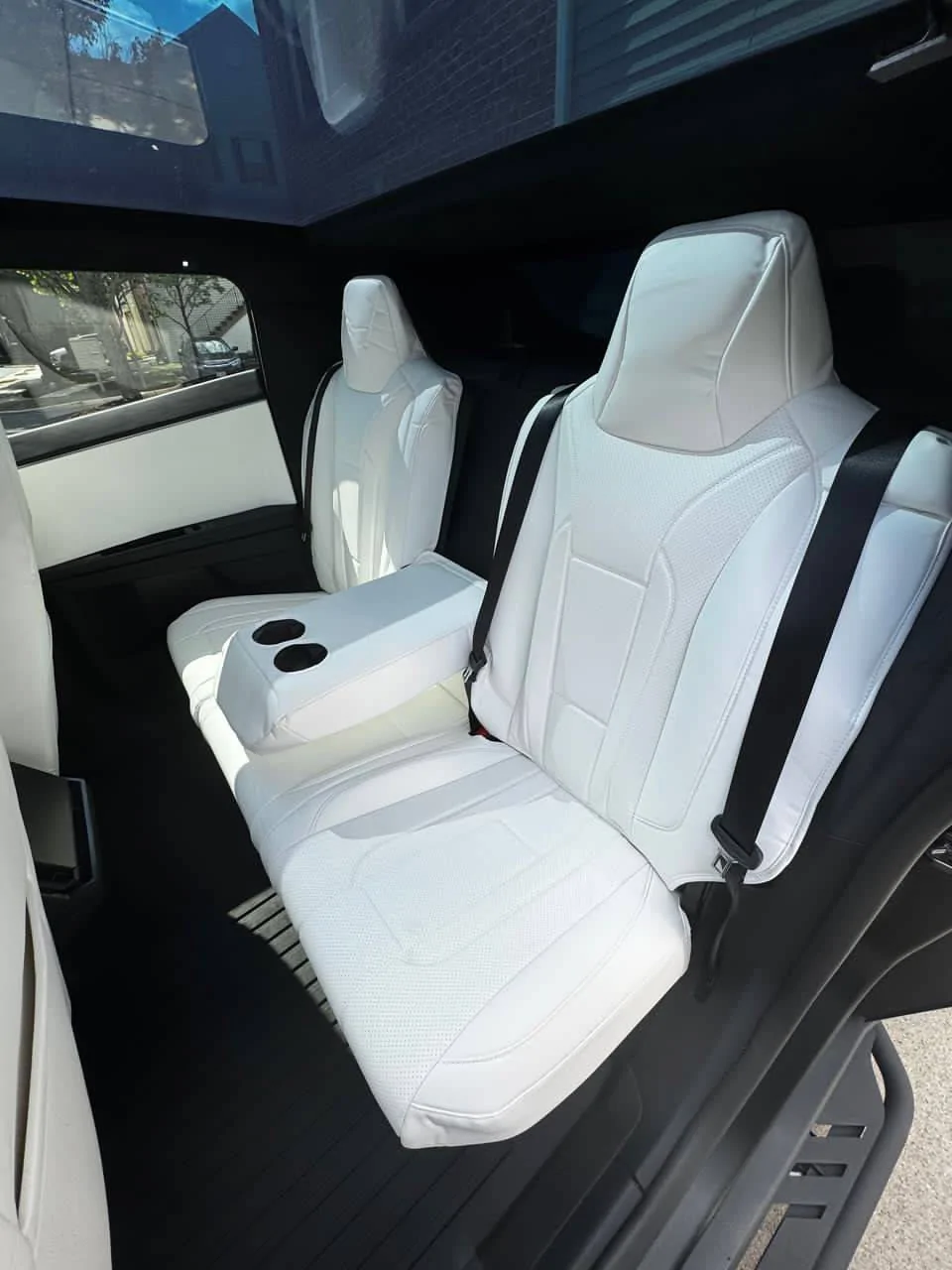 Tesla Cybertruck EVBASE Cybertruck Seat Covers (White / Black) Revamps Your Cybertruck Interior 28BB5DEB-B672-437E-A35C-802A03EC4F39