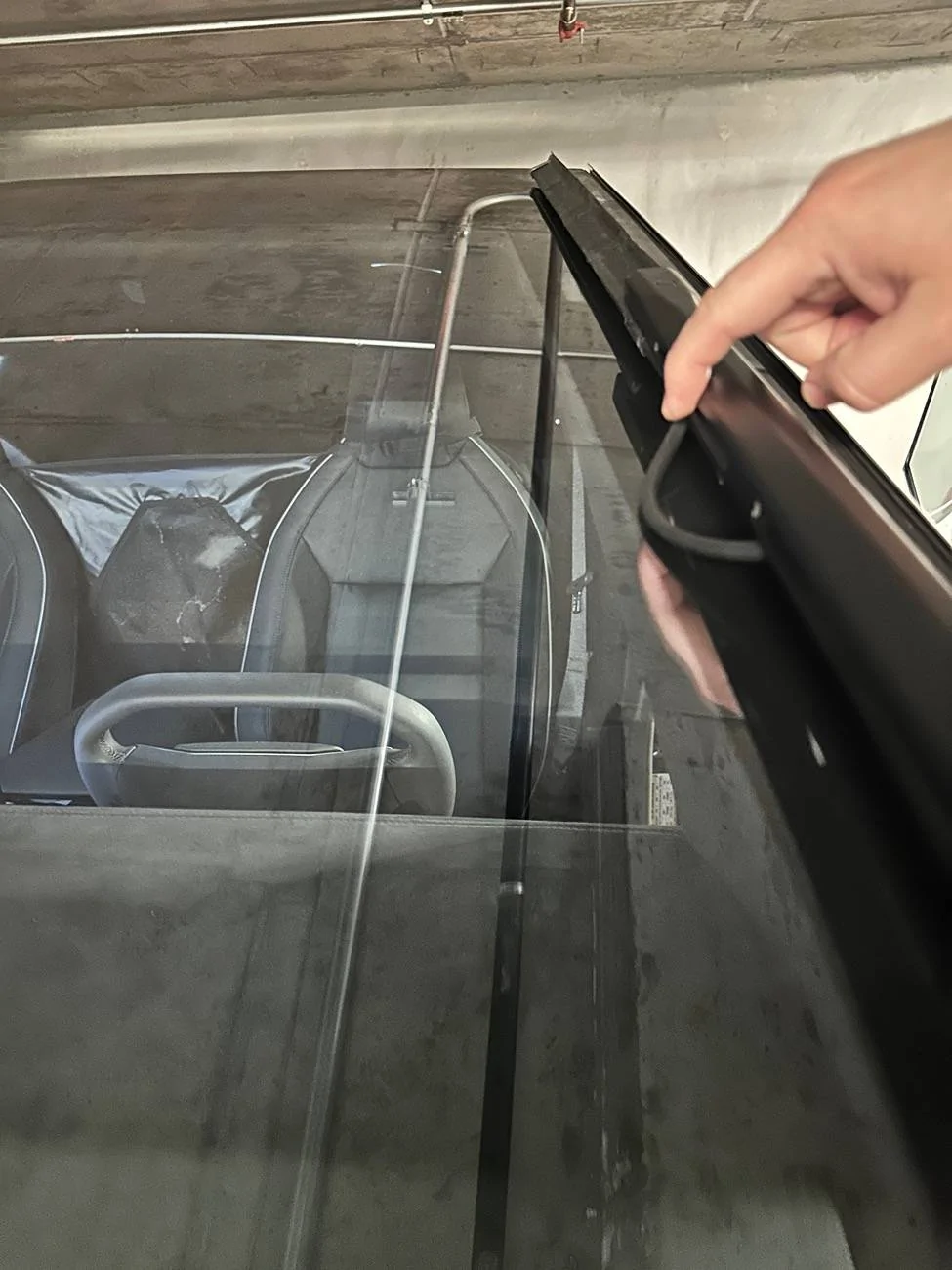 Tesla Cybertruck New Wiper Recall incoming? Per service center IMG_1517