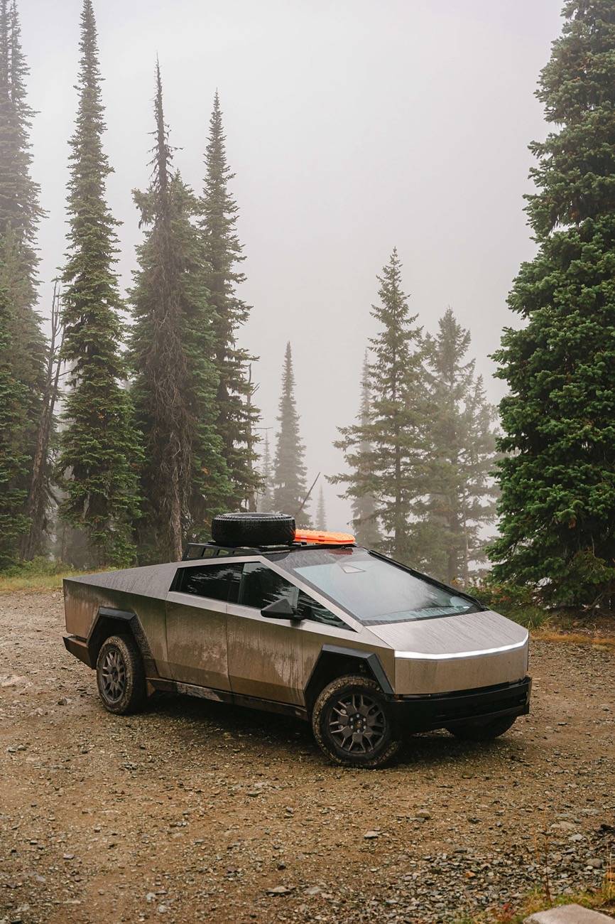 Tesla Cybertruck ALL CYBERTRUCK ACCESSORIES RESTOCKED: Crossbar, Roof Rack, Air Mattress, Cyberlanding Kit, and More! 20240912 Cybertruck on Desert Mountain-3 copy