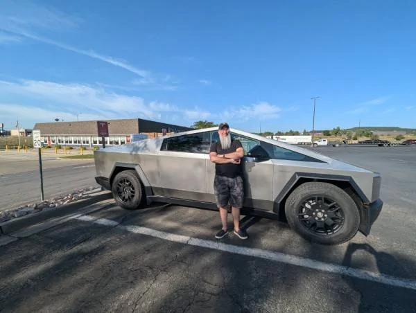 Tesla Cybertruck Cybertruck OWNERS List & Stats [Add Yours]! ✍🏻 image000000.jpg