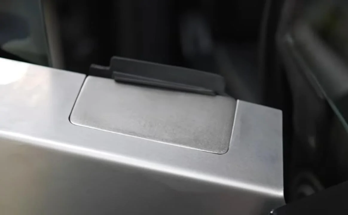 7529F6BE-0D08-4754-9FAE-89151B72C780.jpg
