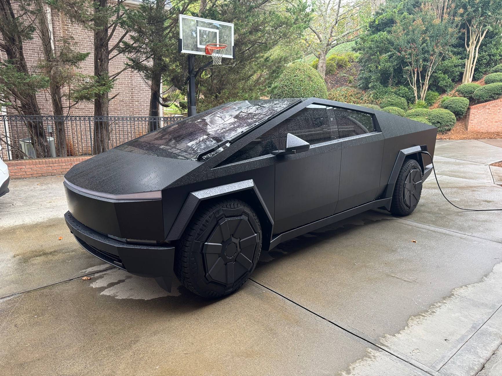 Tesla Cybertruck BLACK Vinyl Wrap & PPF Cybertruck -- Photos & Videos IMG_1440