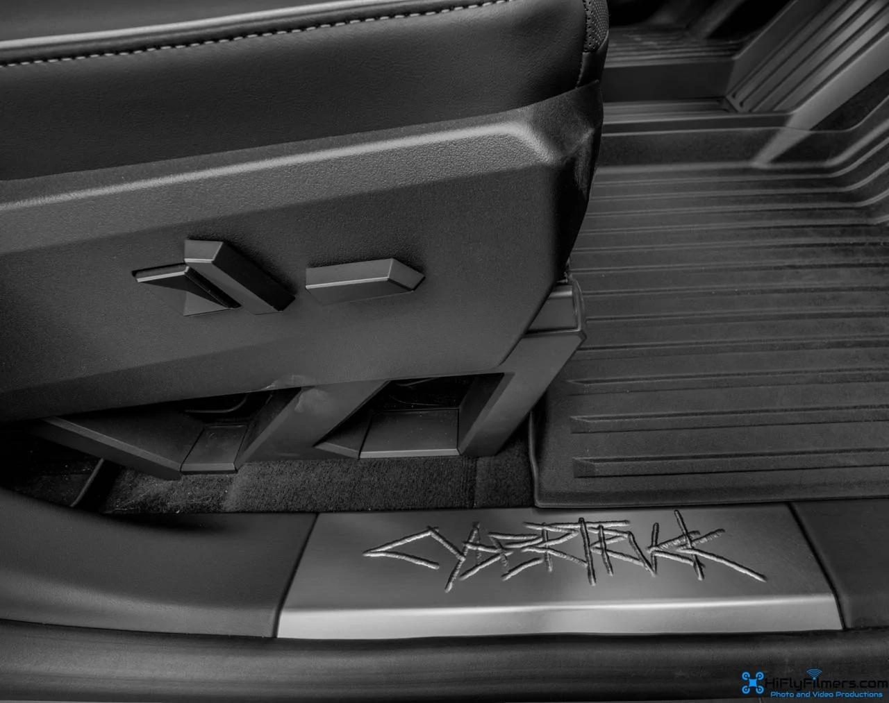 Tesla Cybertruck CAUTION!!! PRO PHOTOGRAPHER IS OBSESSED!!! Jase's Cyber-8 Larg