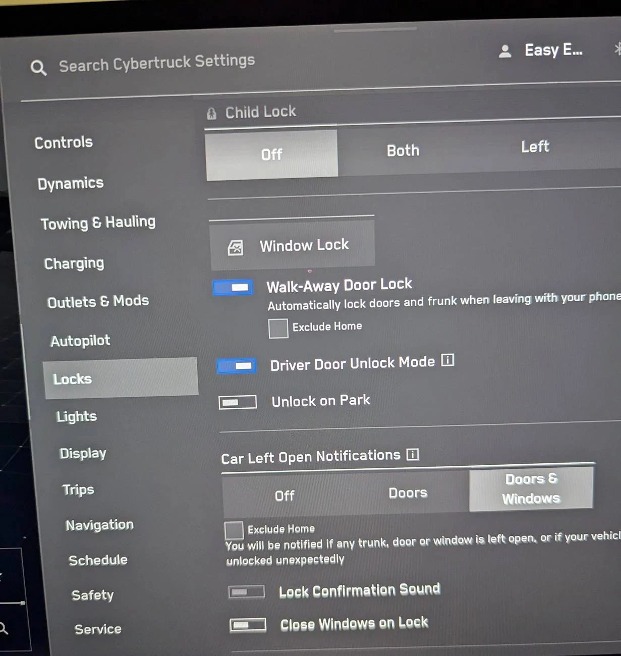 Tesla Cybertruck Door Locks function when in "Driver Door Unlock Mode"? PXL_20240919_183200769~2
