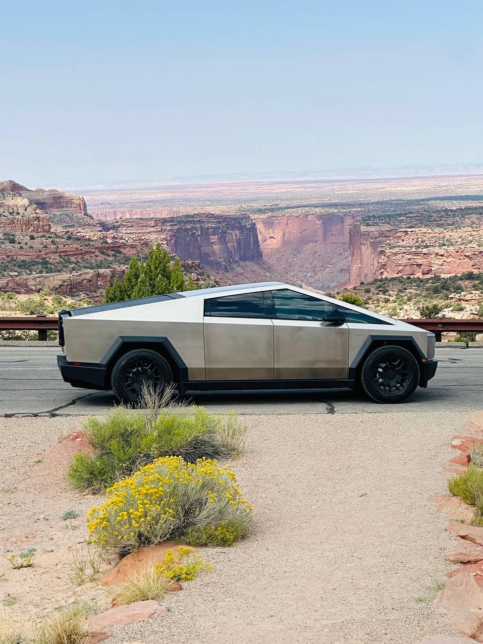 Tesla Cybertruck Lessons from a couple thousand mile road trip IMG_2812