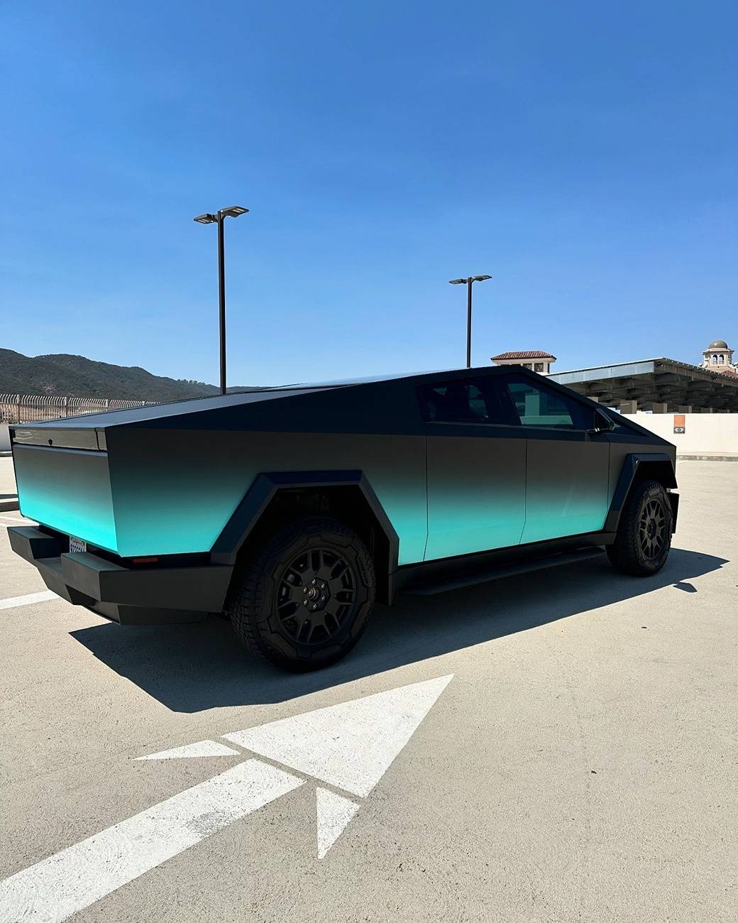 Tesla Cybertruck COLOR SHIFT / FADE / CHAMELEON Vinyl Wrap & PPF Cybertruck -- Photos & Videos cybertruck black to bright teal fade wrap weprint 4