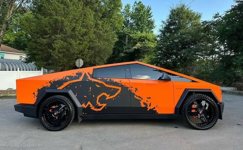 Tesla Cybertruck CUSTOM GRAPHICS / DESIGN / THEME Vinyl Wrap & PPF Cybertruck -- Photos & Videos 2-chainz-custom-orange-cybertruck